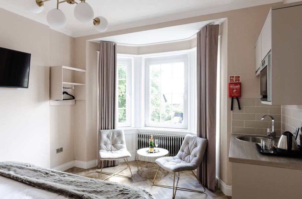 Sweeney Motherwell Premier Double or Twin Room, Non Smoking 7