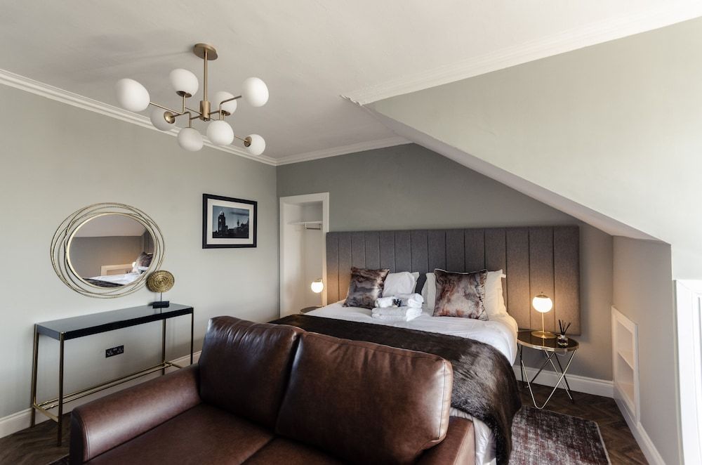 Sweeney Motherwell Luxury Double or Twin Room, Non Smoking 3