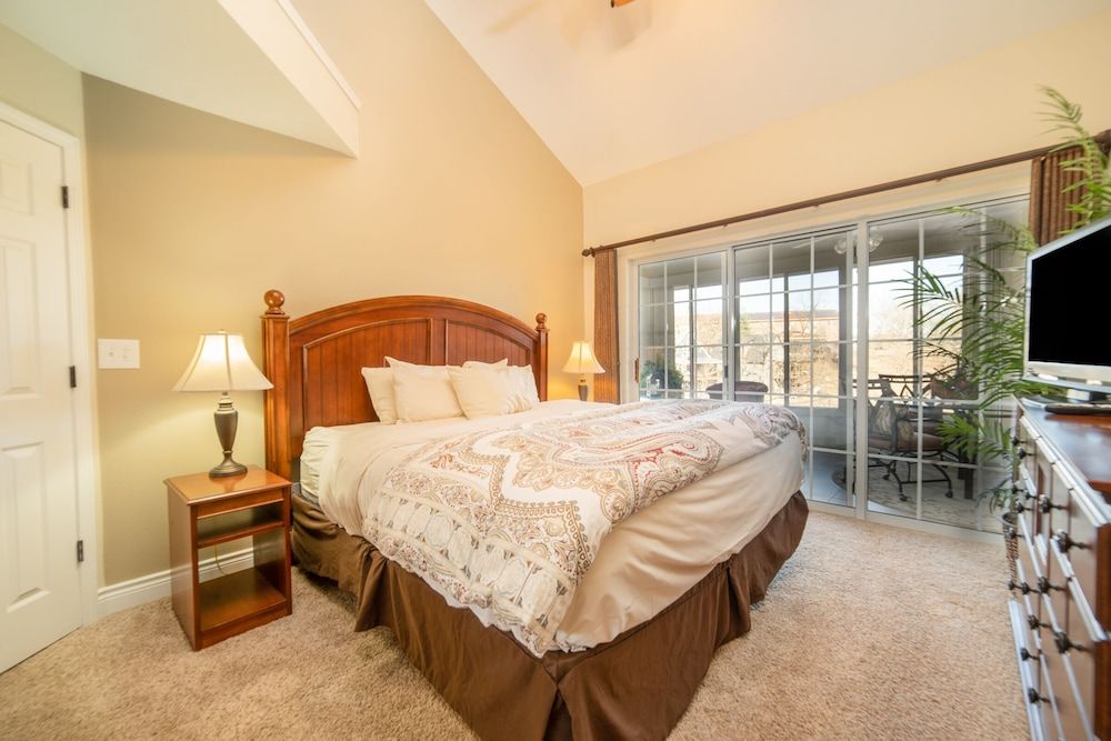 Family Condo, 3 Bedrooms, Terrace, Golf View