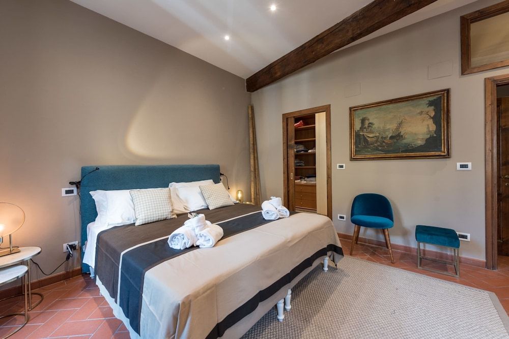Heart of Florence Pitti 2 Bed-apartment Deluxe Apartment, 2 Bedrooms, City View 10