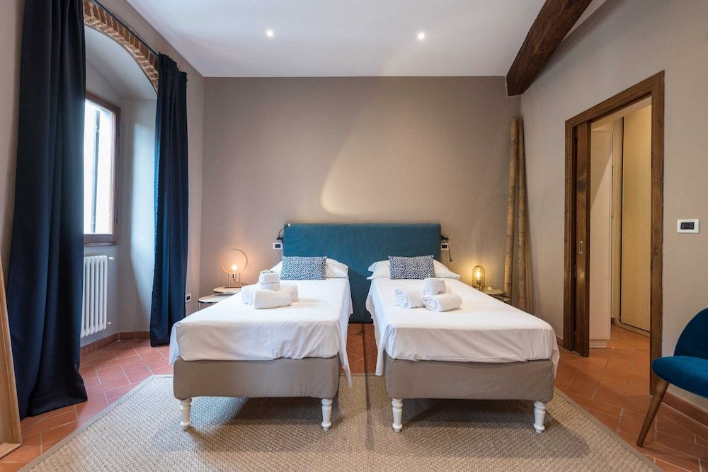 Heart of Florence Pitti 2 Bed-apartment Deluxe Apartment, 2 Bedrooms, City View 12