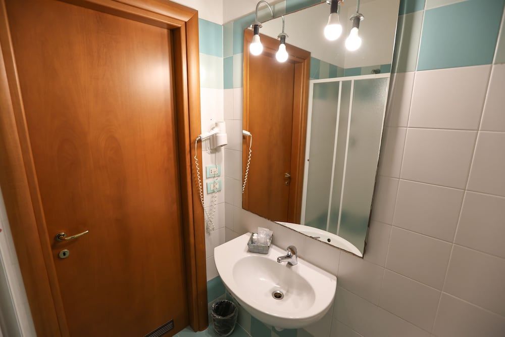 Palace Hotel Due Ponti Double or Twin Room 9