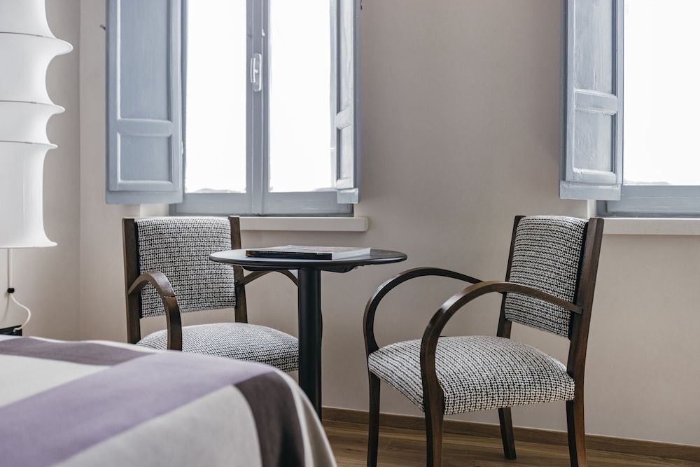 Hotel Priori Secret Garden Design Room, 1 King Bed, Hot Tub, Hill View 7