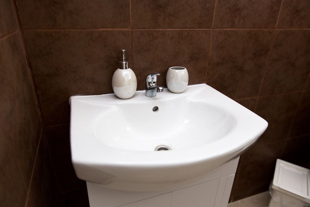 Aladdin's Hostel Basic Room 12