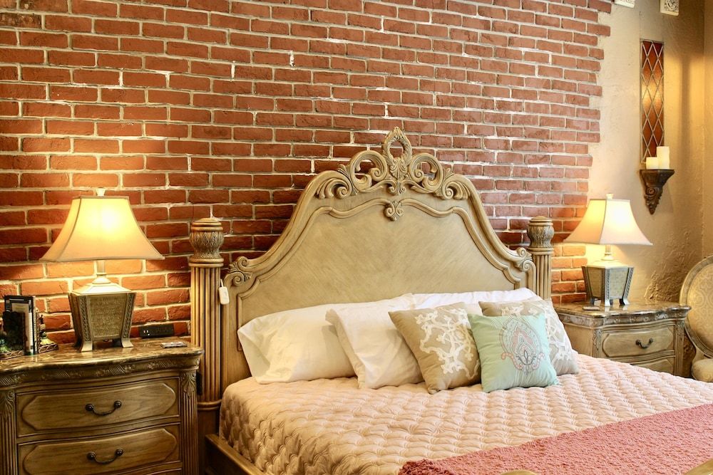 BarDew Valley Inn New Orleans Room 3