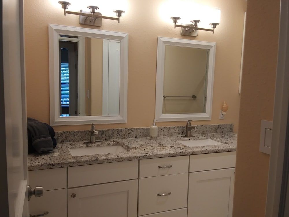 Executive Keys Condominiums on the Beach Condo, 2 Bedrooms, Non Smoking 12