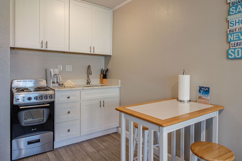 Executive Keys Condominiums on the Beach Family Studio 5