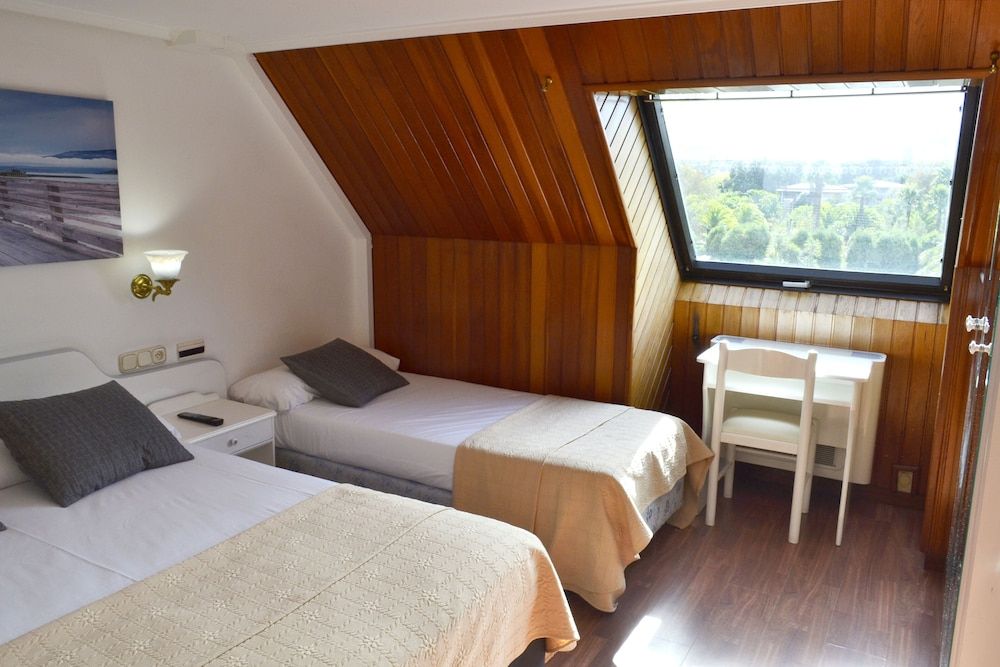 Alda Santa Cristina Triple Room 7