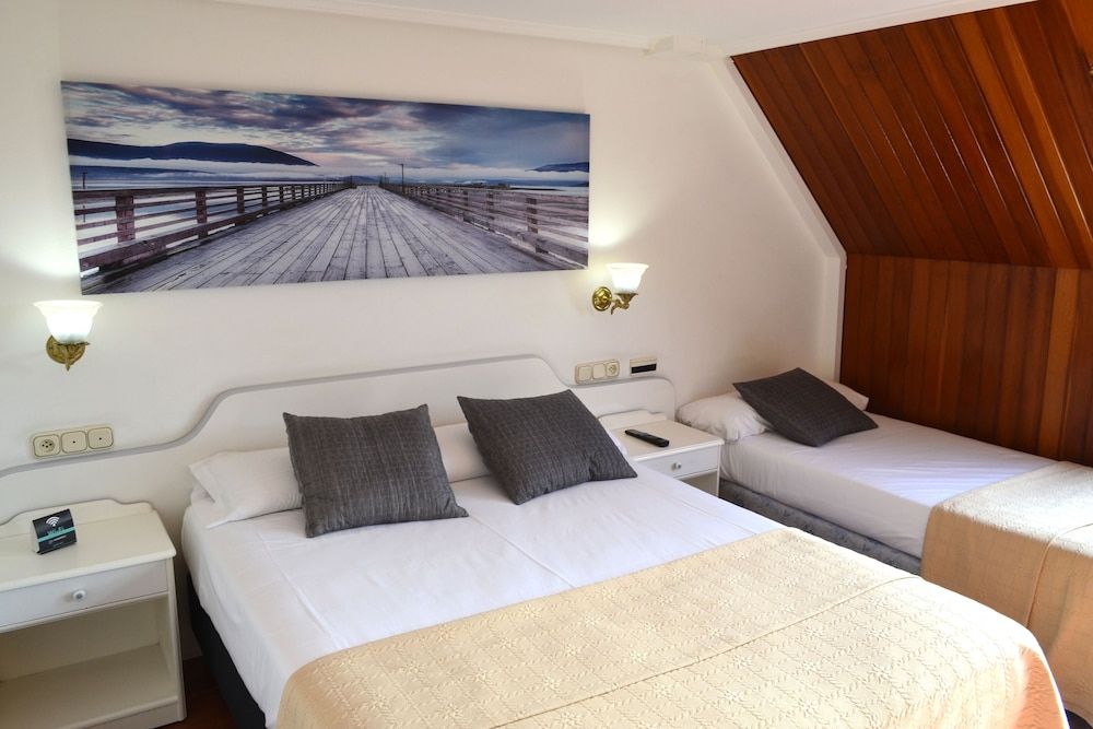 Alda Santa Cristina Triple Room 6