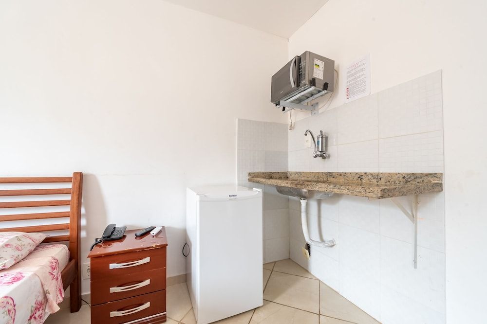 OYO Residencial Muriqui Apart Hotel, Mangaratiba Superior Quadruple Room (1 Double bed + 2 Single beds) 5