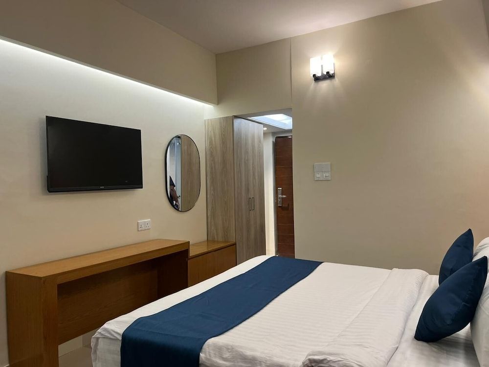 Deluxe Double Room, 1 Bedroom, Pool View
