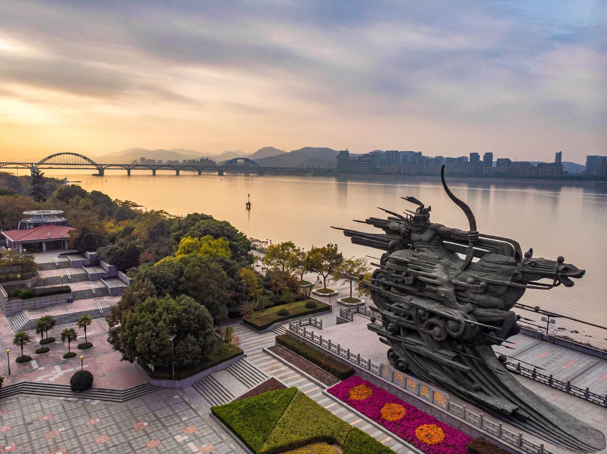 undefined Holiday Inn Hangzhou Binjiang By IHG 9