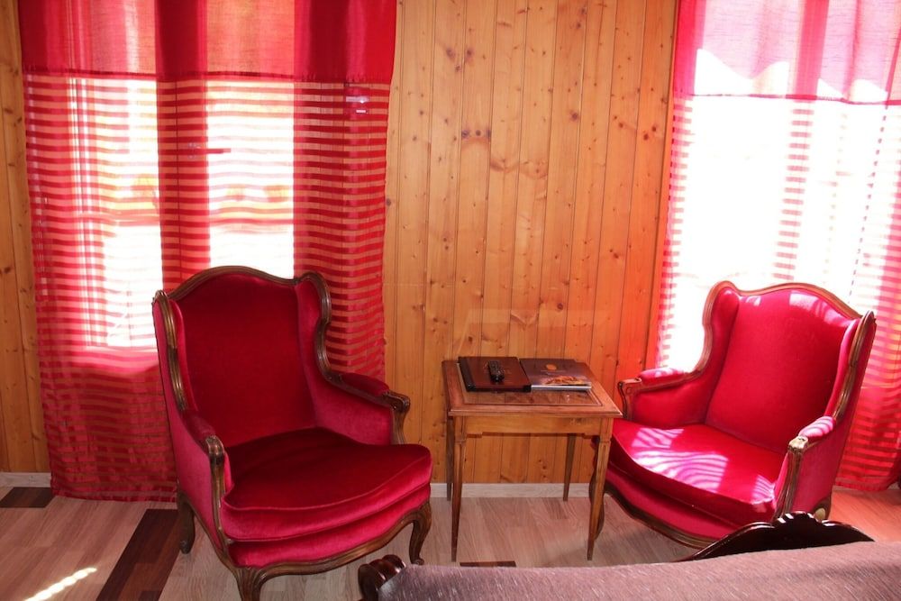 Historic Hotel Steinbock Double Room, Balcony, Mountain View 7