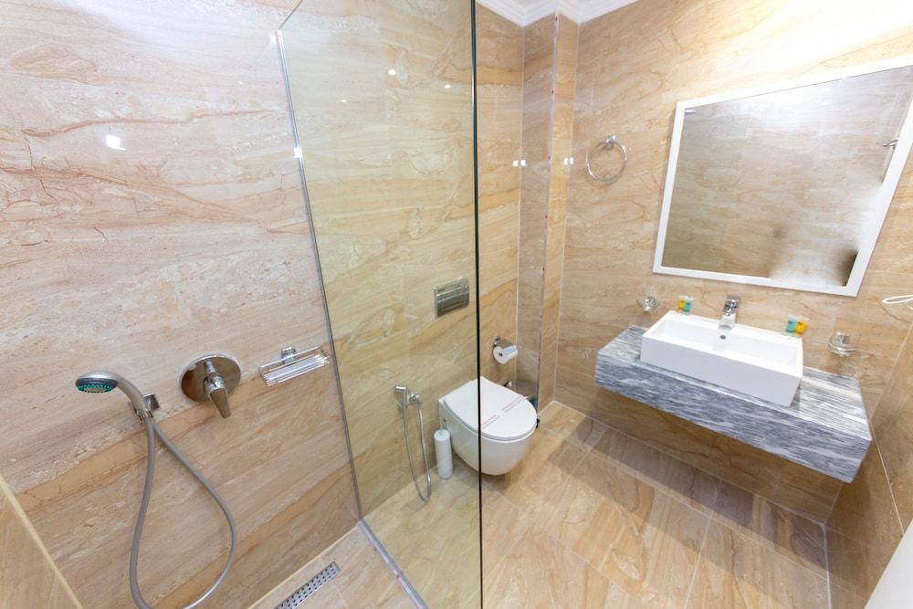 Class Hotel Deluxe Double or Twin Room, Balcony 19