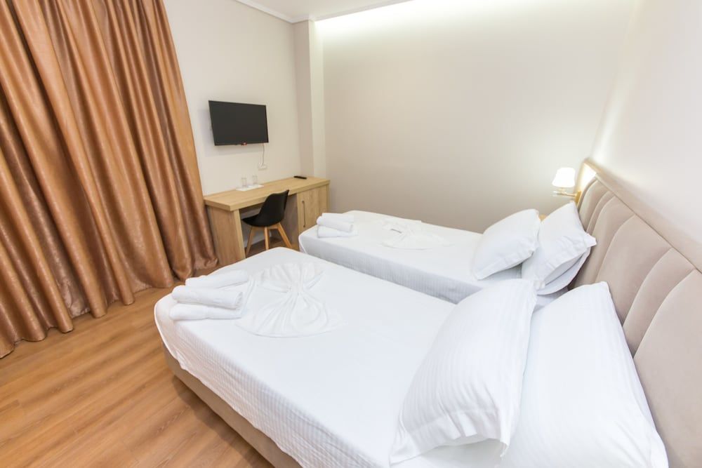 Class Hotel Deluxe Double or Twin Room, Balcony 10