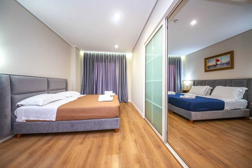 Class Hotel Family Suite, Balcony 10