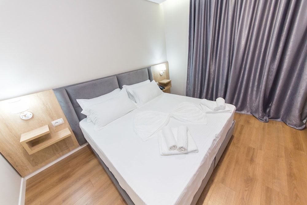 Class Hotel Deluxe Double or Twin Room, Balcony 12