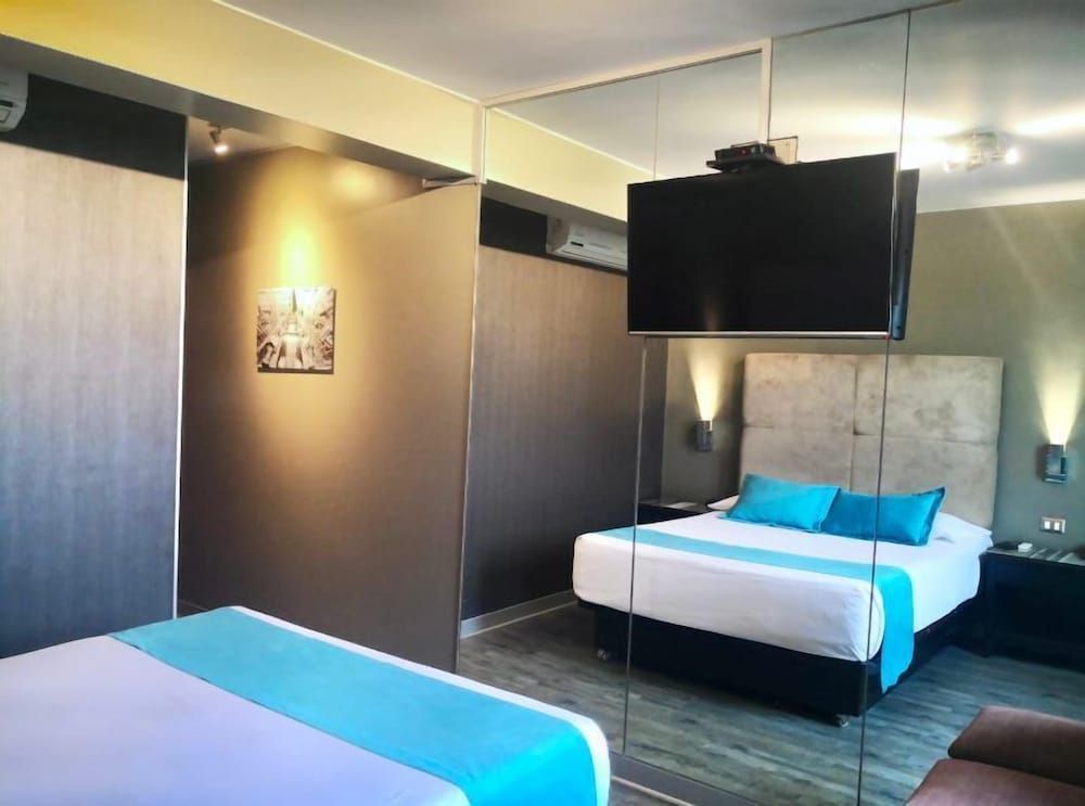 undefined Hotel Las Lomas 4