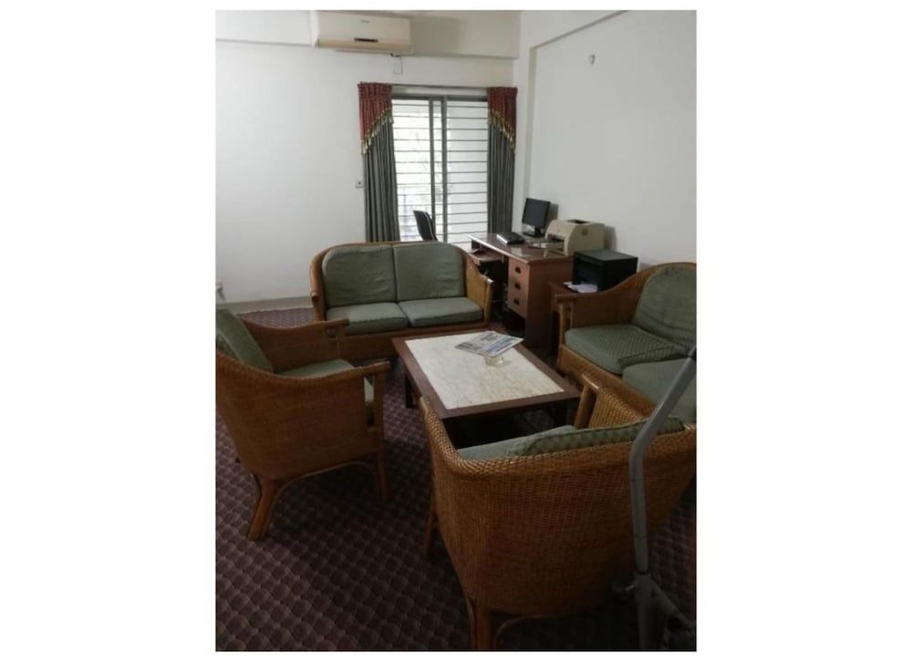 Ambrosia Guest House Deluxe Room, 2 Twin Beds, Smoking, City View 25