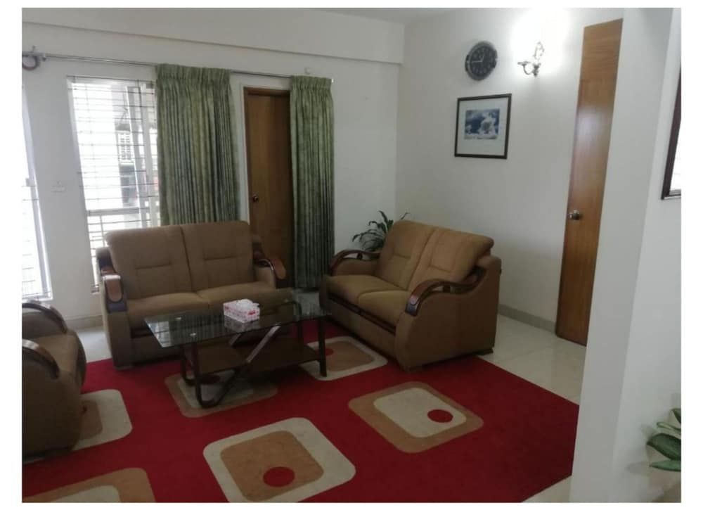 Ambrosia Guest House Deluxe Room, 2 Twin Beds, Smoking, City View 24