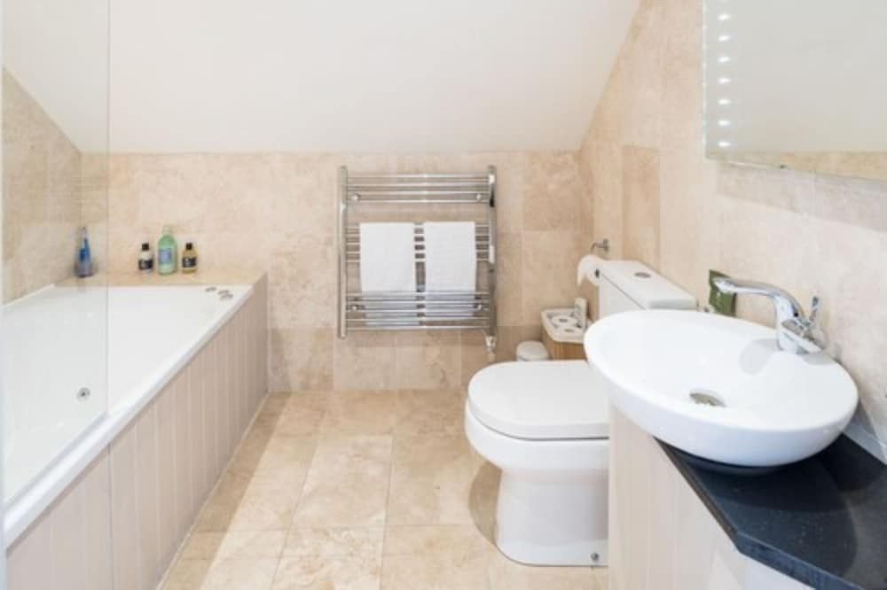 Canaston Oaks Junior Suite, 1 King Bed 7