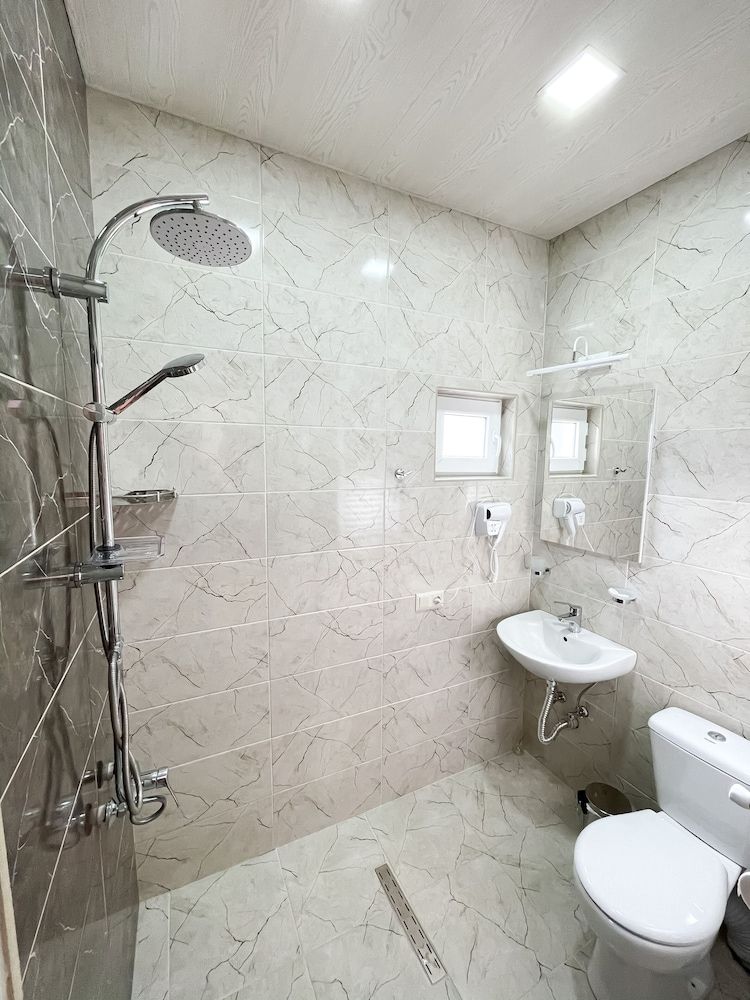 Belmonte Kazbegi Standard Room, 1 Queen Bed, Garden View (4) 4