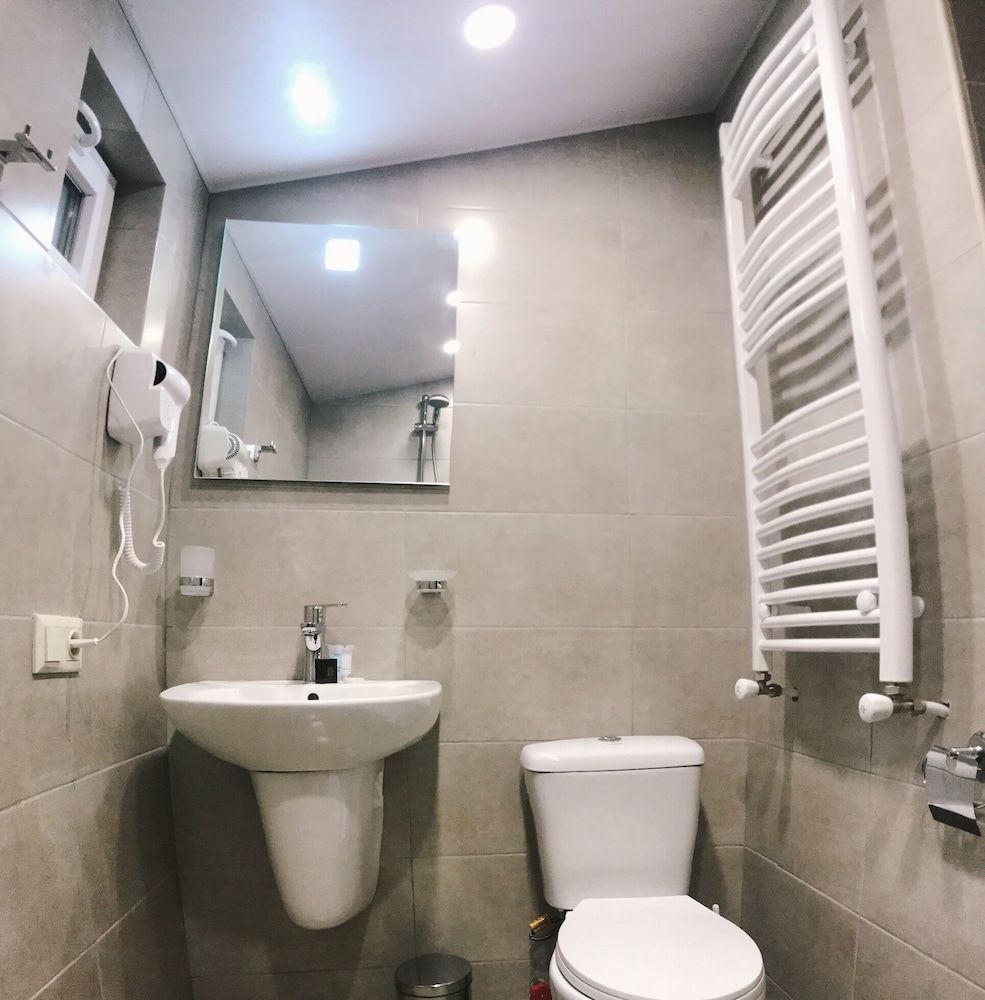 Belmonte Kazbegi Standard Room, 1 King Bed, Garden View (5) 3