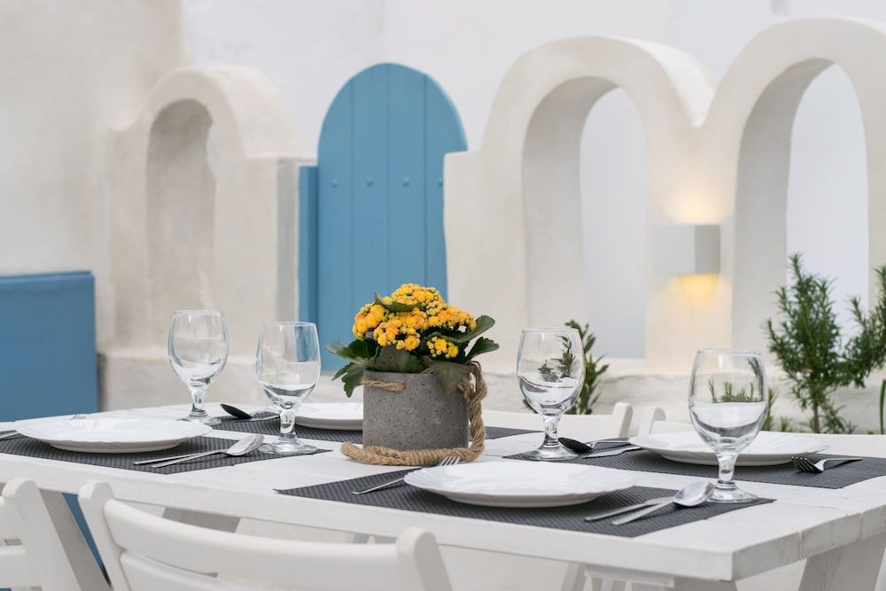 undefined Stoa Cave Villas 9