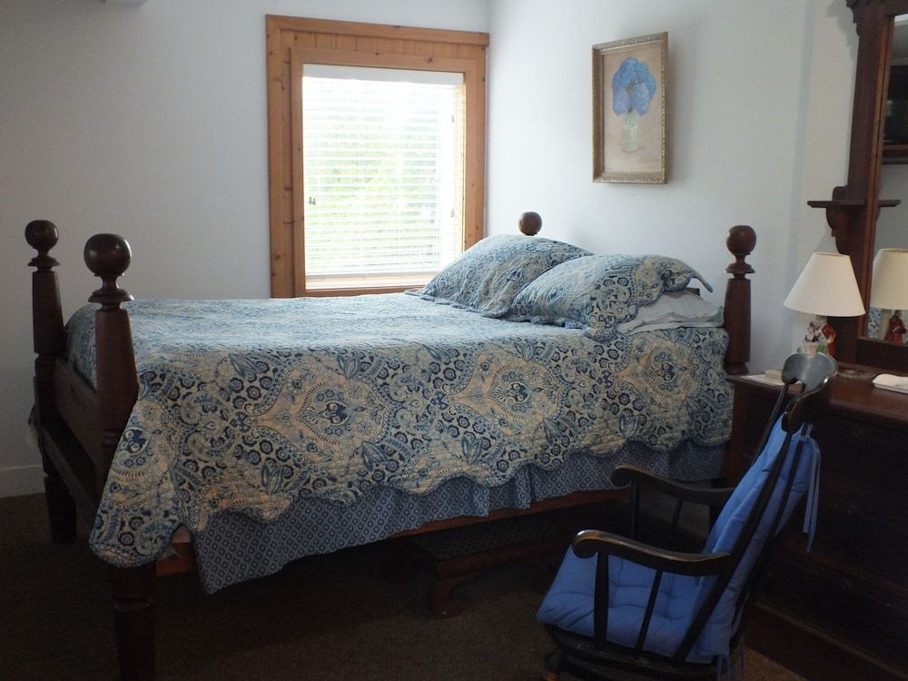 Standard Room, 1 Queen Bed, Non Smoking