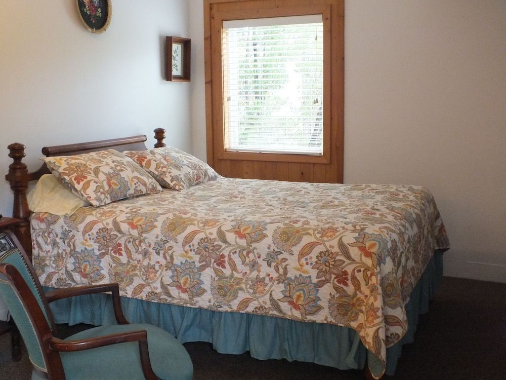 Standard Room, 1 Queen Bed, Non Smoking