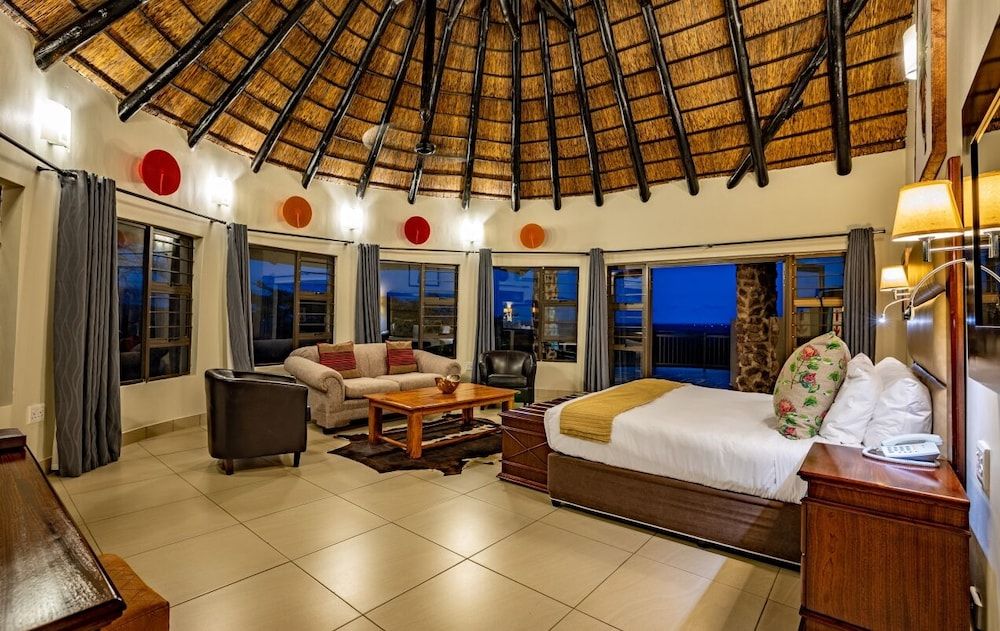 Honeymoon Room
