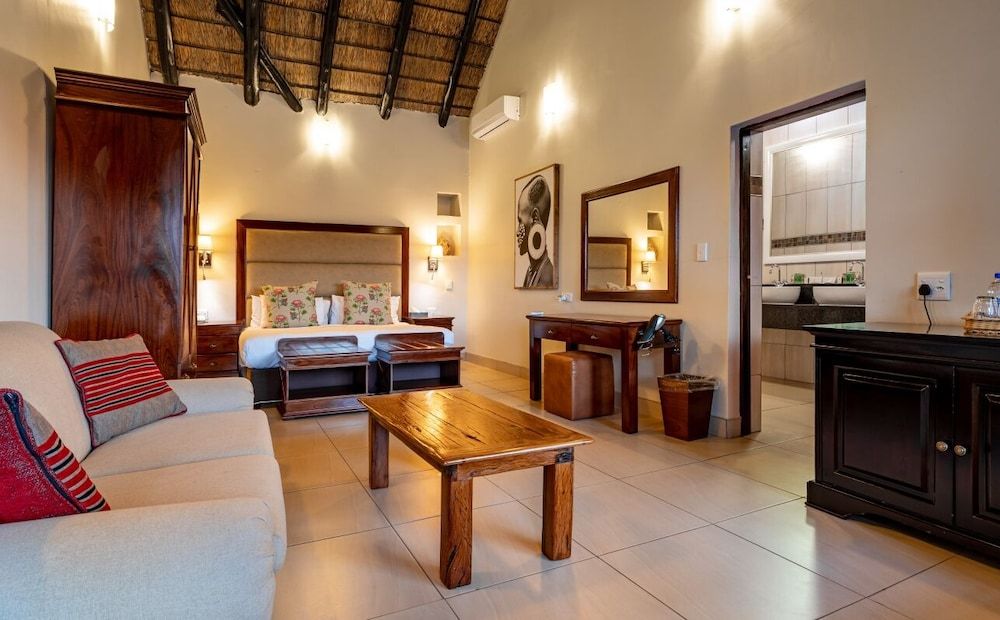 Luxury Double Room, Pool View