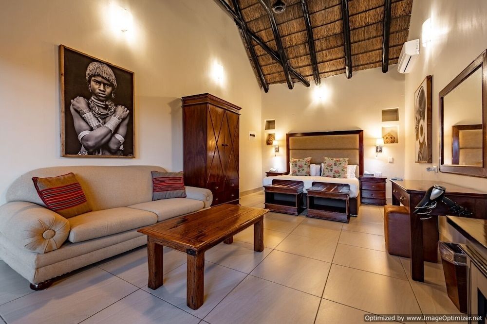 Luxury Double Room, Pool View