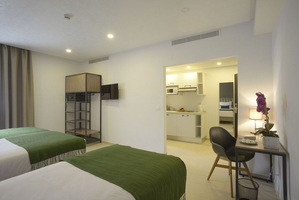 Maia Hotel Suites Standard Triple Room 2