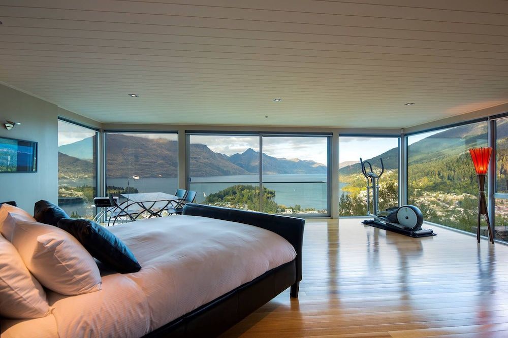 undefined Queenstown Hill Panorama 8