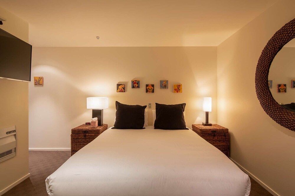 undefined Queenstown Hill Panorama 6