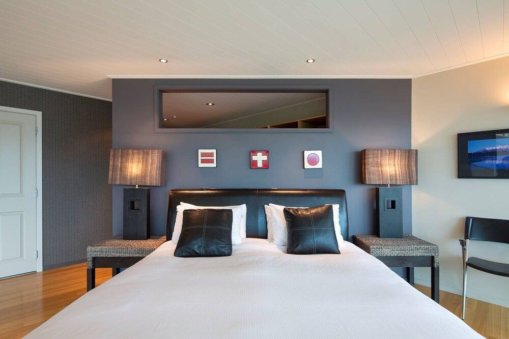 undefined Queenstown Hill Panorama 7