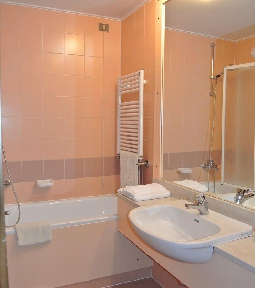 Modo Hotel Classic Single Room 4