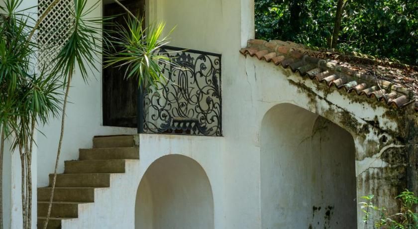 undefined Lunuganga Estate 6