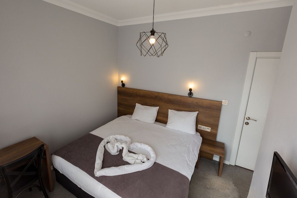 undefined Baskent Konukevi 8