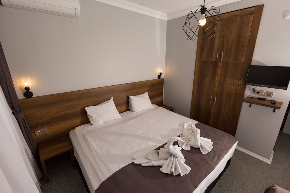 undefined Baskent Konukevi