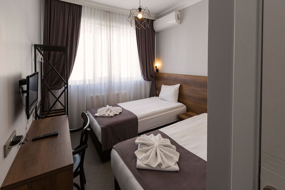 undefined Baskent Konukevi 10