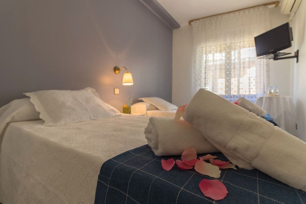 Hostal Arribes Del Duero Double or Twin Room 4