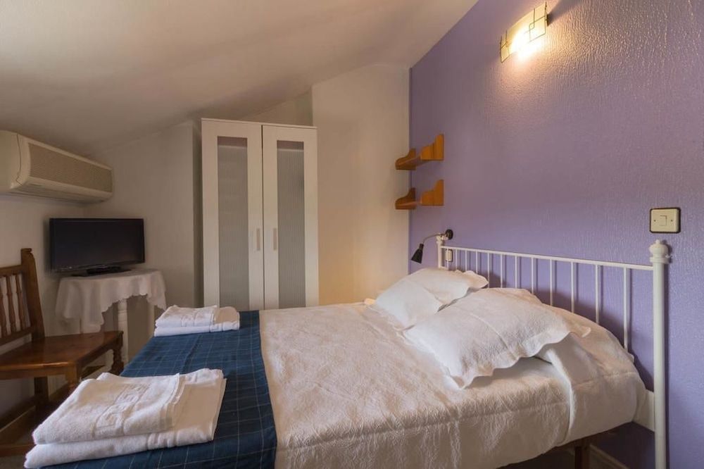 Hostal Arribes Del Duero Double or Twin Room 14