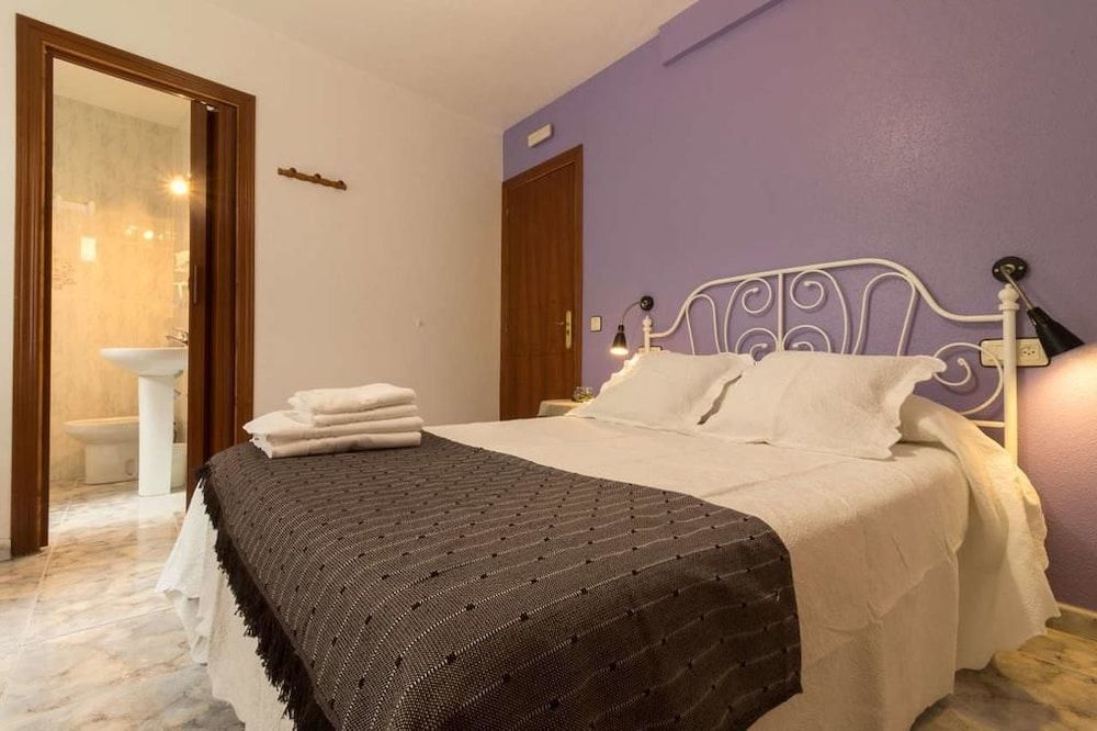 Hostal Arribes Del Duero Double or Twin Room 8
