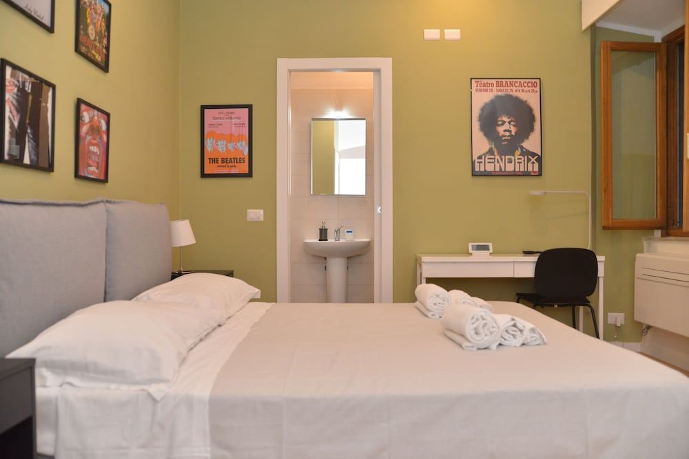 All You Need Is Rome Guesthouse Standard Double Room 13