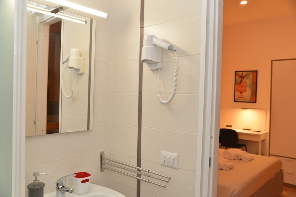 All You Need Is Rome Guesthouse Standard Double Room 22