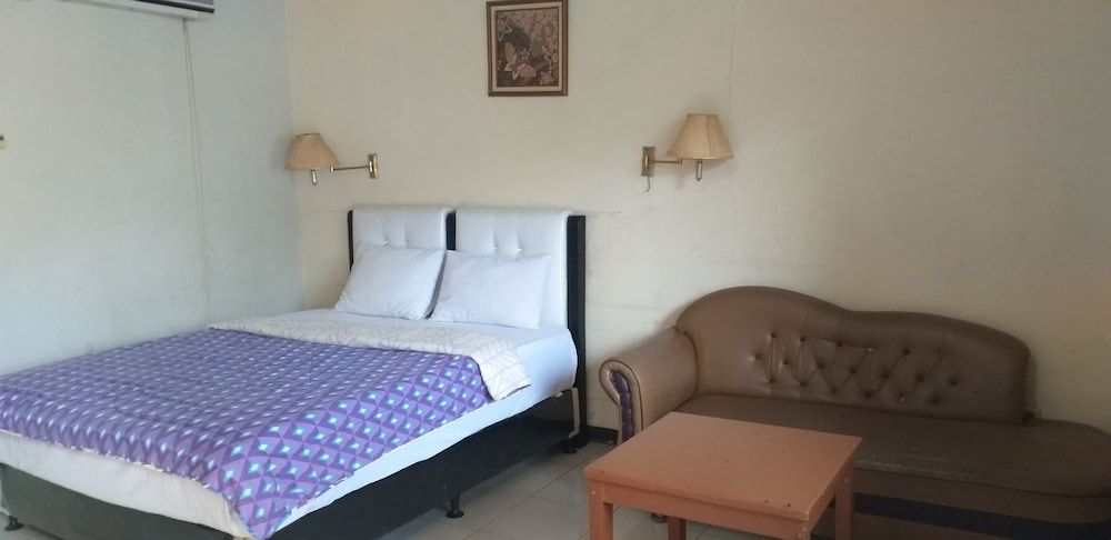 Intan Hotel Purwakarta Junior Double or Twin Room