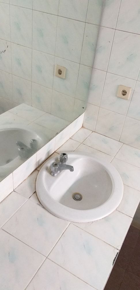 Intan Hotel Purwakarta Junior Double or Twin Room 12