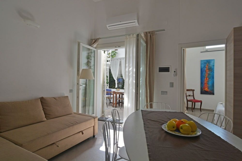 Il Gabbiano Relais Apartment, 3 Bedrooms, Sea View (Libeccio) 10